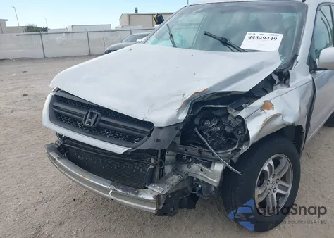 2004 Honda Pilot Ex-L z USA, uszkodzony, nr VIN 2HKYF18684H548269